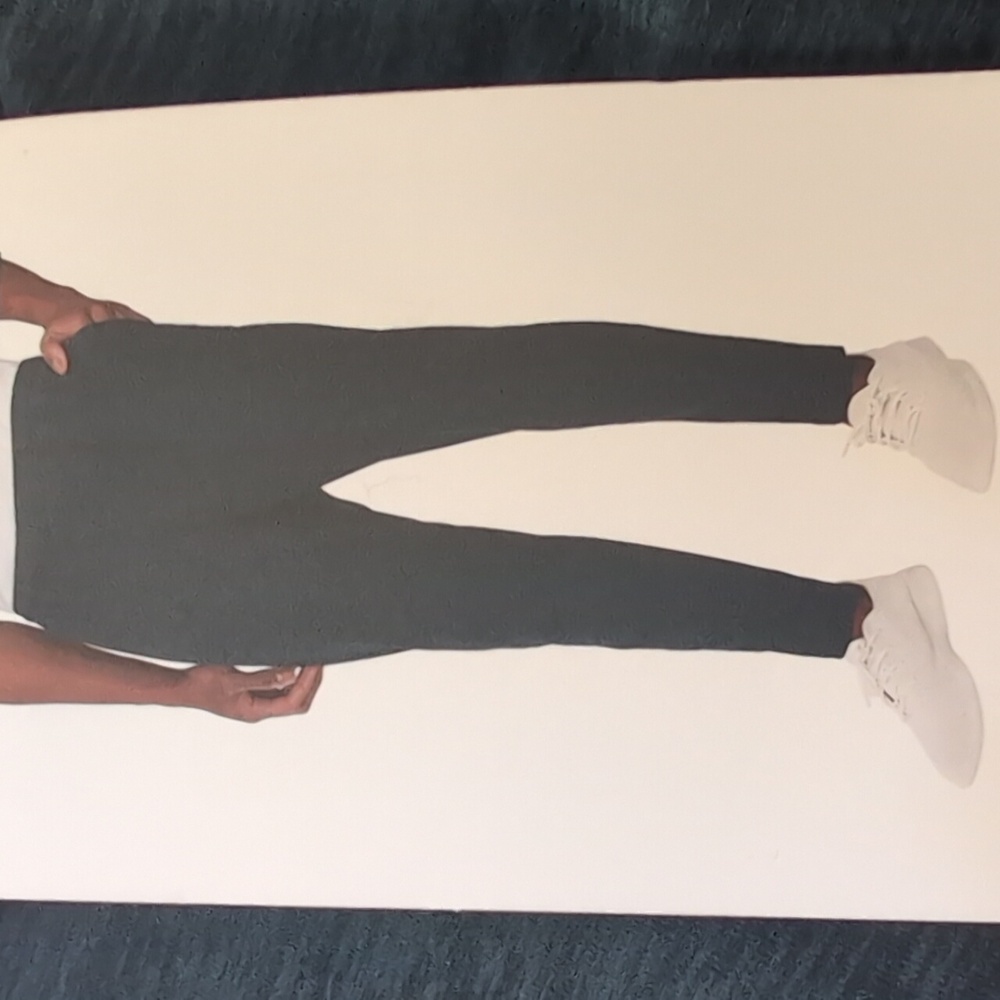 M: 💚 Kirkland Sweatpants / Lounge pants men